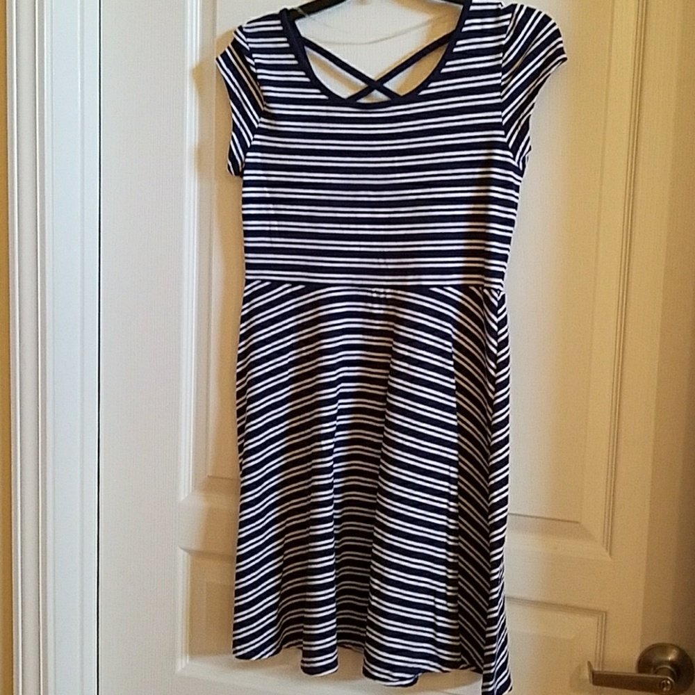 SO skater navy  white dress